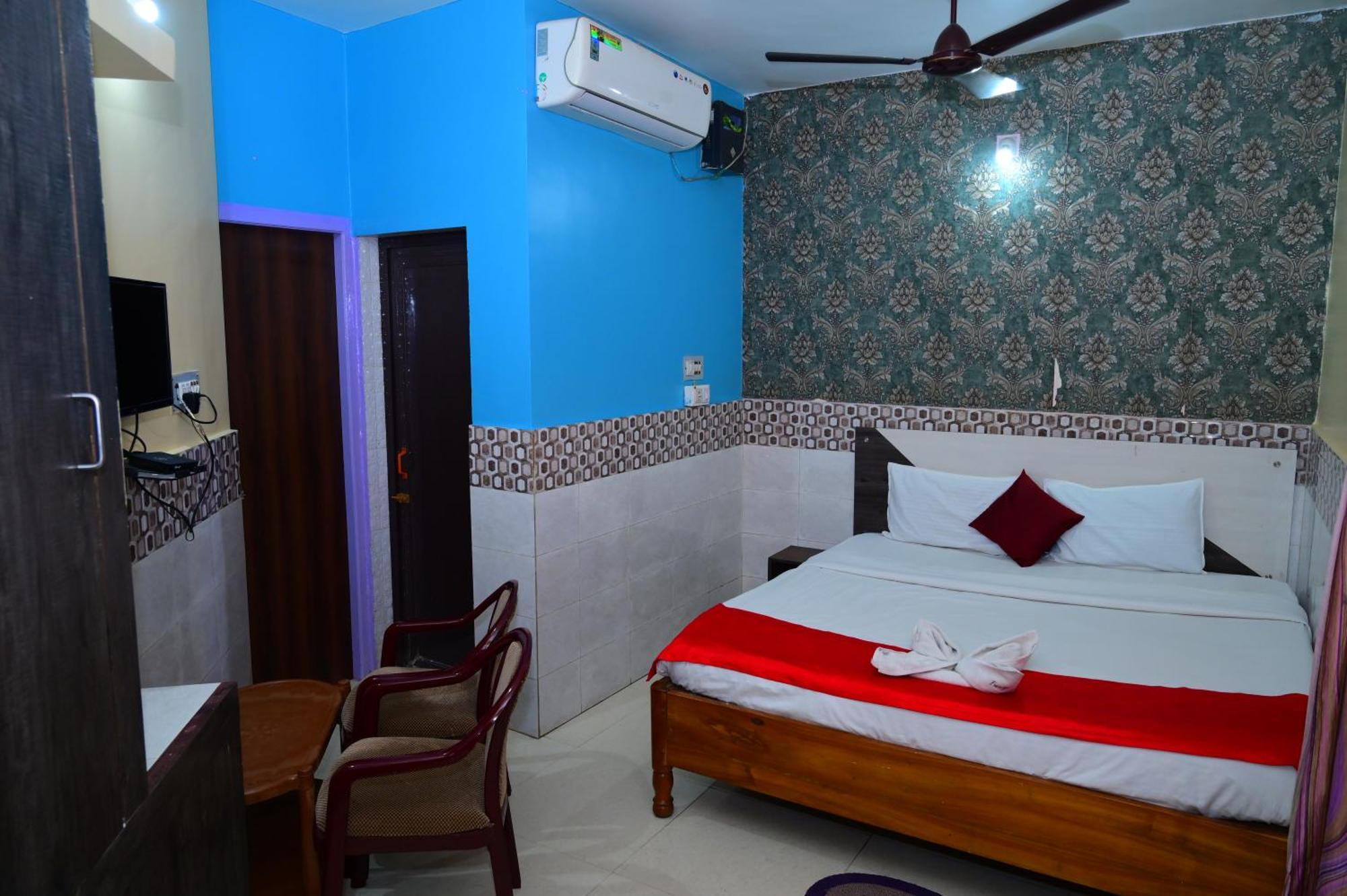 Mor Hotel Beach Heaven-স্বর্গদ্বার গোল্ডেন বিচ এবং মন্দিরের কাছে হোটেল বিচ হেভেন- Near Golden Beach & Temple Best Selling & Best Choice Of Travellers Puri Kültér fotó