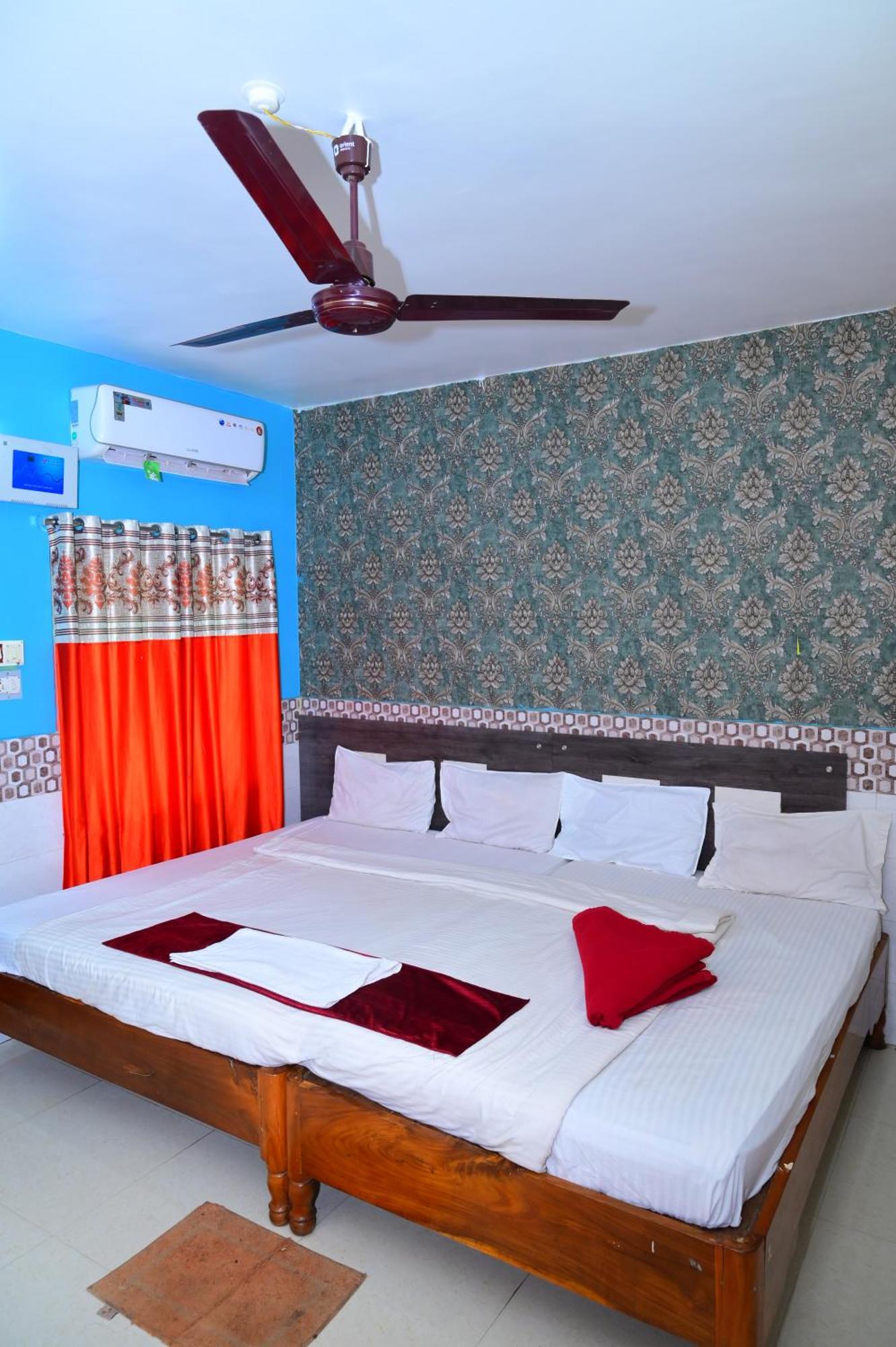 Mor Hotel Beach Heaven-স্বর্গদ্বার গোল্ডেন বিচ এবং মন্দিরের কাছে হোটেল বিচ হেভেন- Near Golden Beach & Temple Best Selling & Best Choice Of Travellers Puri Kültér fotó